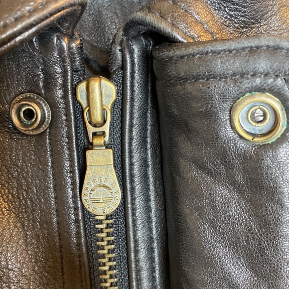 Roundtree & Yorke Dark Leather Jacket - Picture 7 of 11